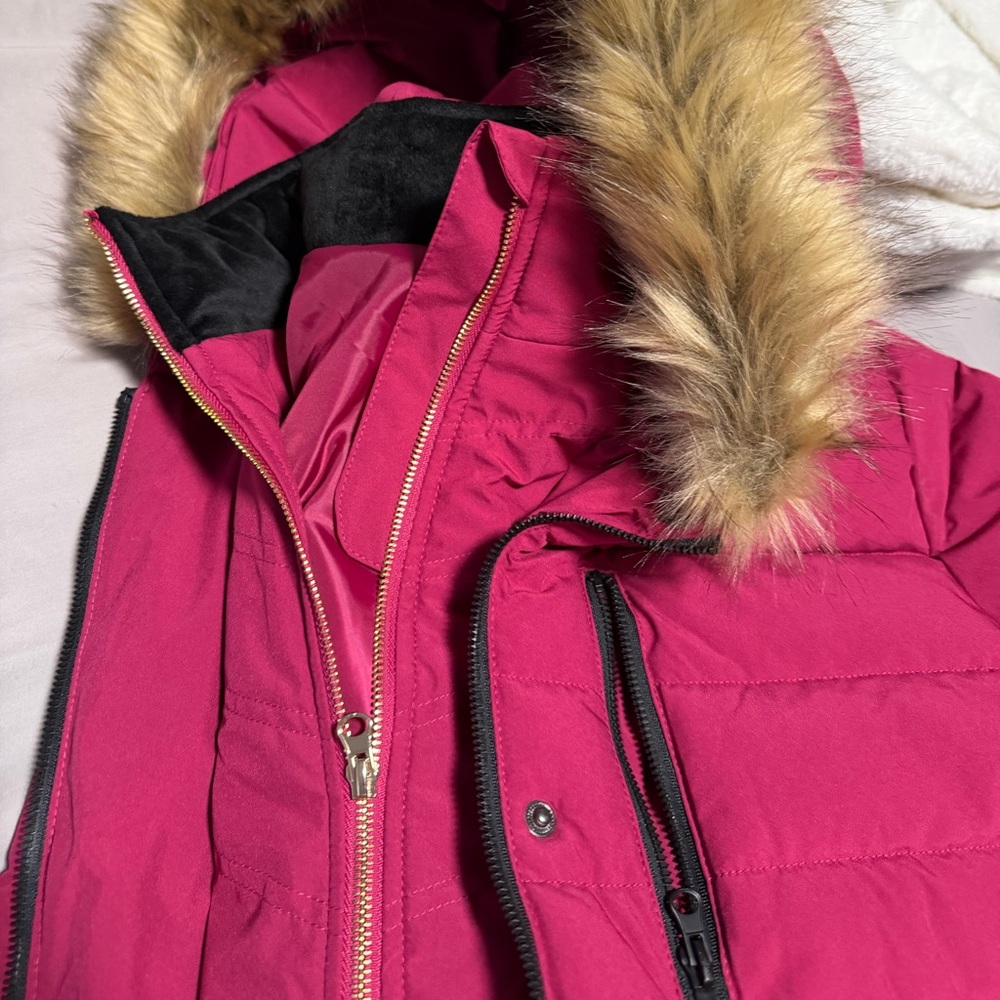 Women's Swiss Tech Winter Jacket With Fur Hood Size XL